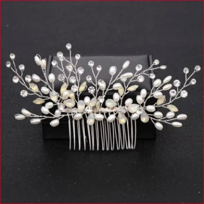 Bridal comb with clear rhinestones and pearl-like beads for wedding dress styling