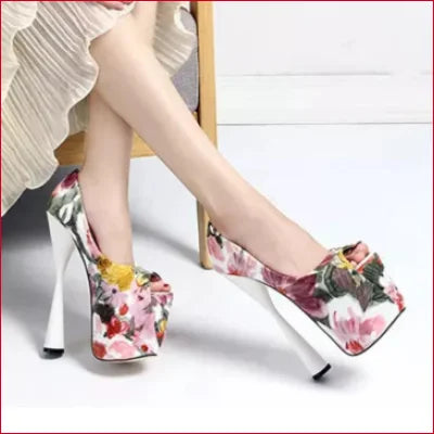 Floral print platform high heels with tall stiletto heels for plus size high heels