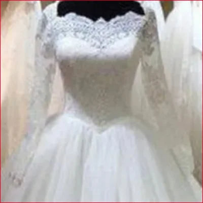 Elegant Princess Wedding Dress with long sleeves and full skirt in white or ivory