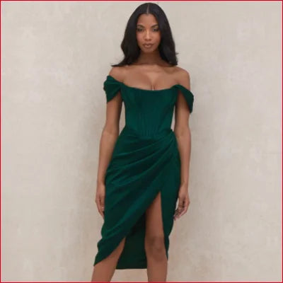 Elegant off-shoulder emerald green satin corset bodycon women’s dress with thigh-high slit