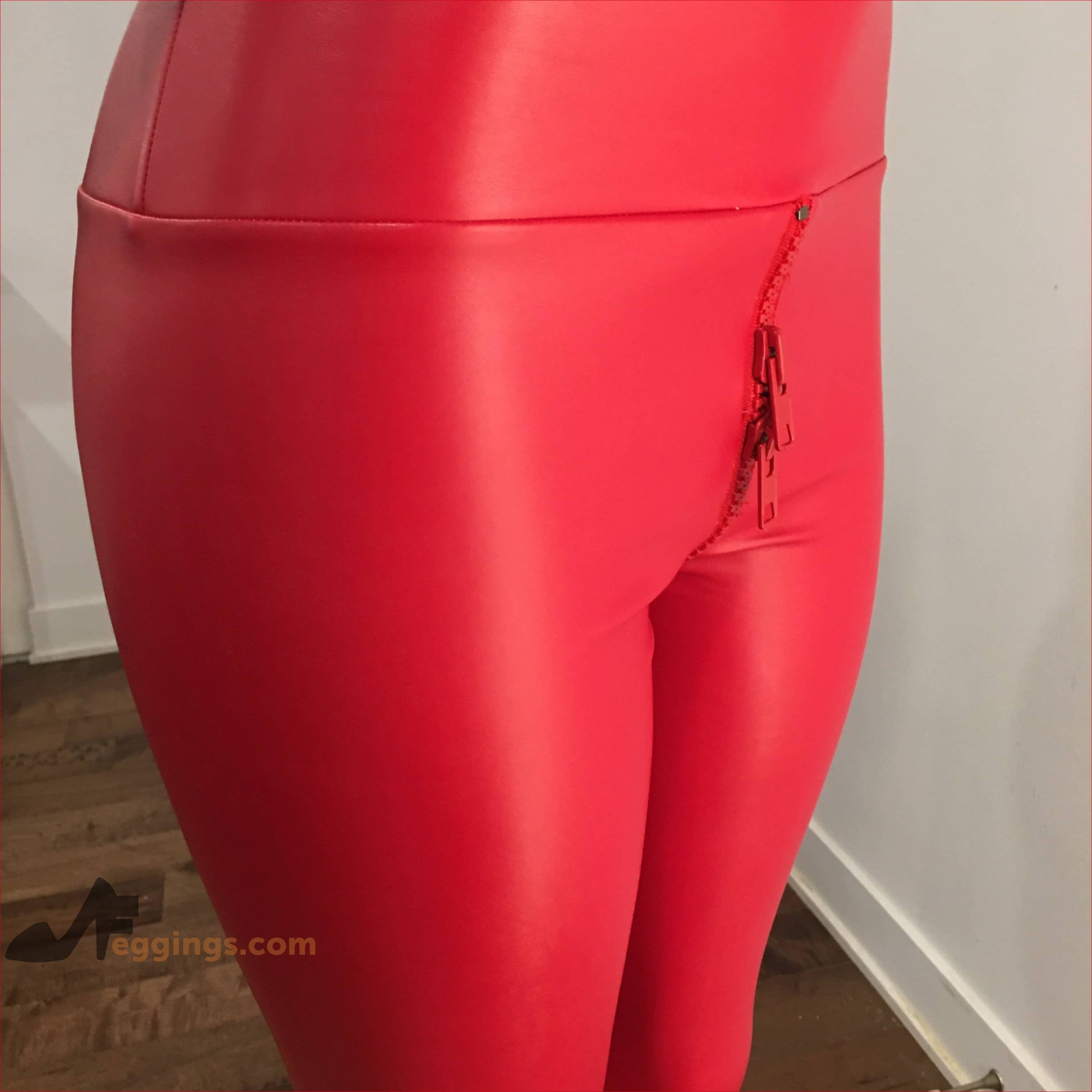 Sexy Leggings Red Leather Crotch Zipper